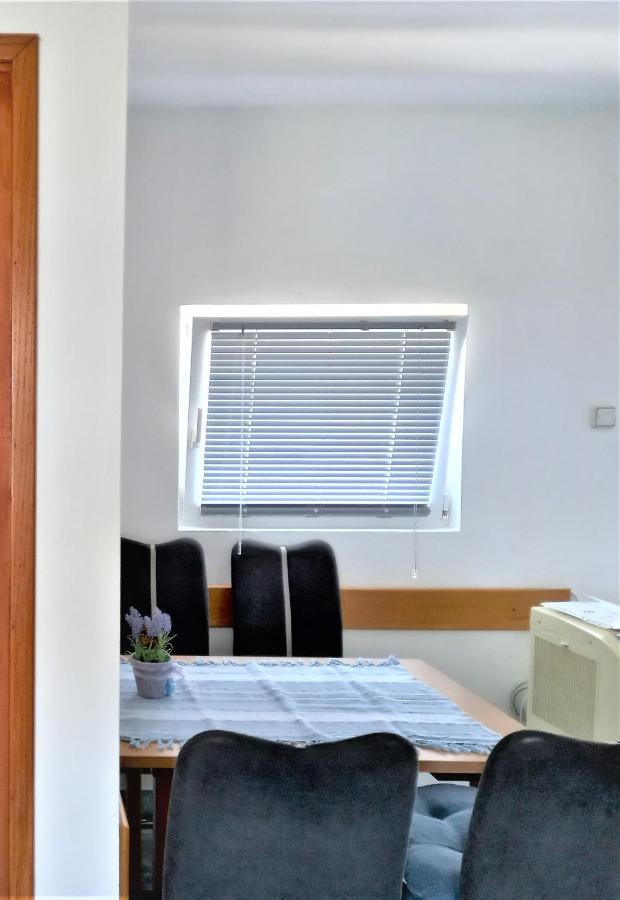 Apartments Kosec Врси Екстериор снимка